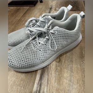 Nobull mesh runner